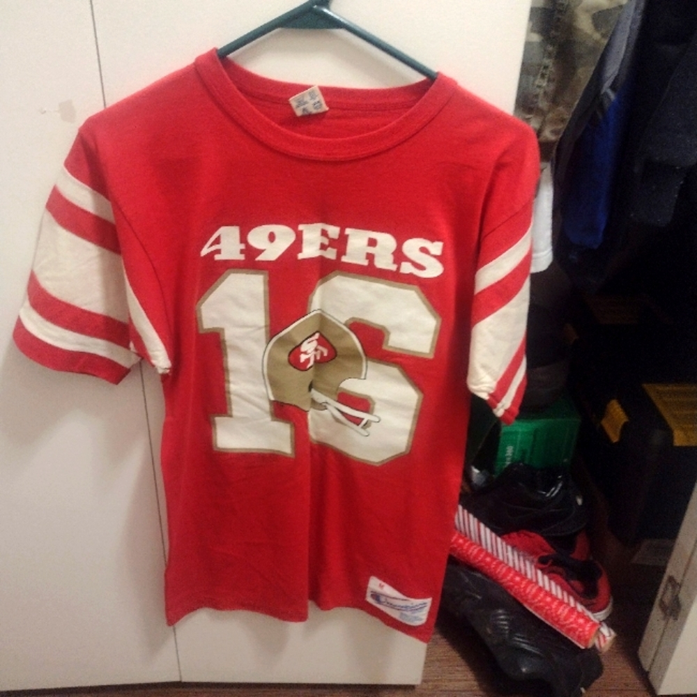 Tee shirt